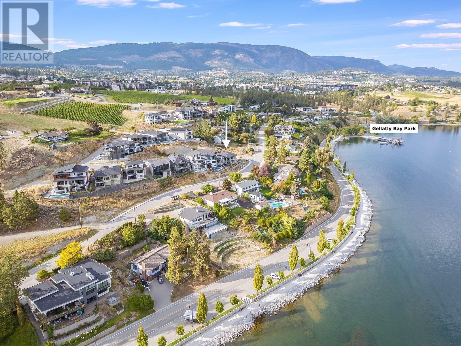 3953 Beachview Drive West Kelowna