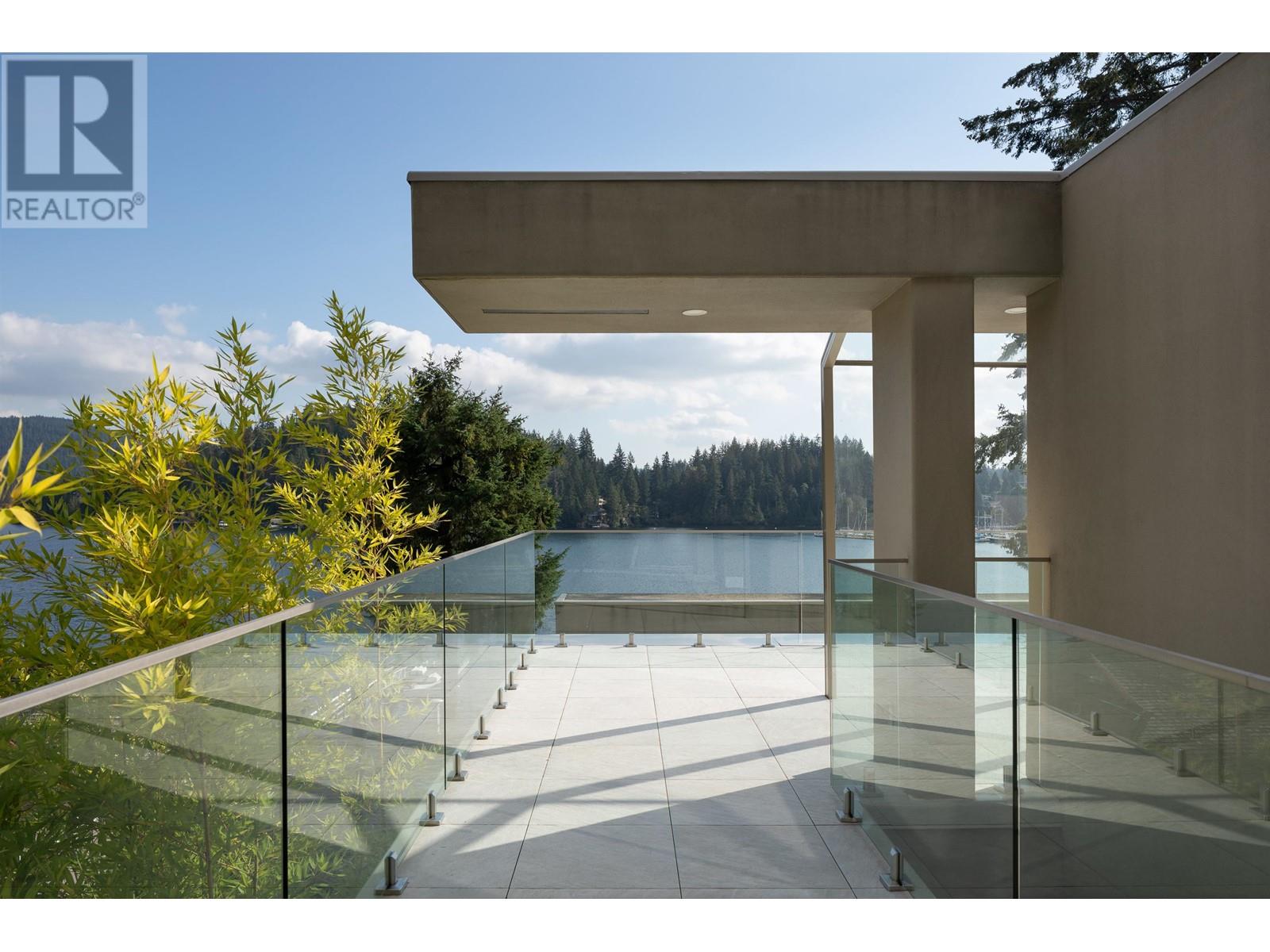 2724 Panorama Drive, North Vancouver, British Columbia  V7G 1V6 - Photo 5 - R2931799