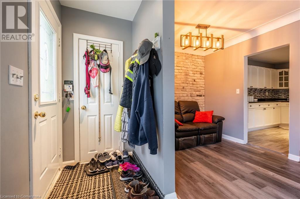 6388 Doreen Drive, Niagara Falls, Ontario  L2E 5K2 - Photo 3 - 40660564