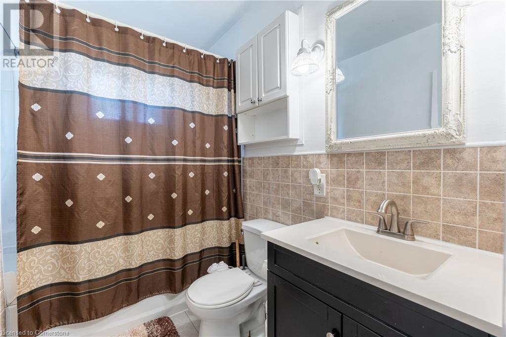 6388 Doreen Drive, Niagara Falls, Ontario  L2E 5K2 - Photo 8 - 40660564