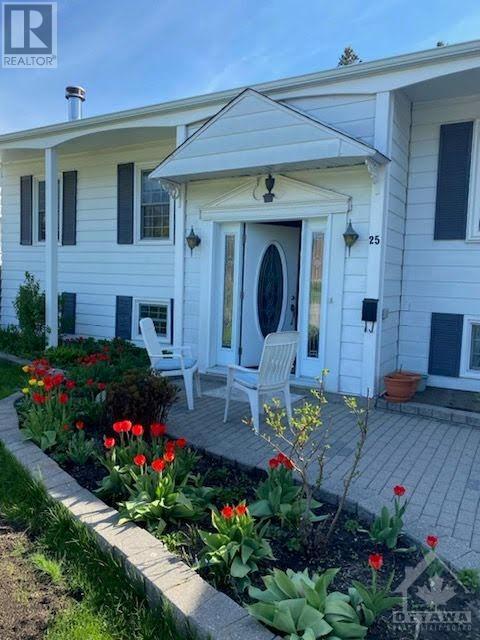 25 Saginaw Crescent, Ottawa, Ontario  K2E 6Y8 - Photo 3 - 1415561