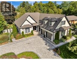 15 GOLFDALE Road, brantford, Ontario