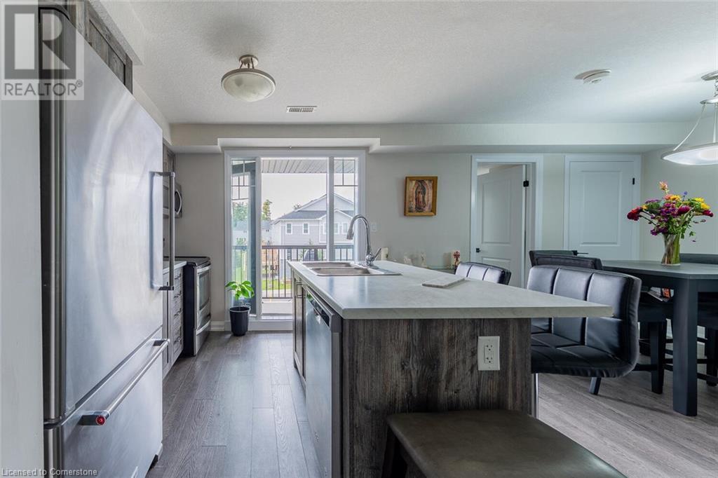 1989 Ottawa Street S Unit# 17e, Kitchener, Ontario  N2E 0C7 - Photo 8 - 40660729