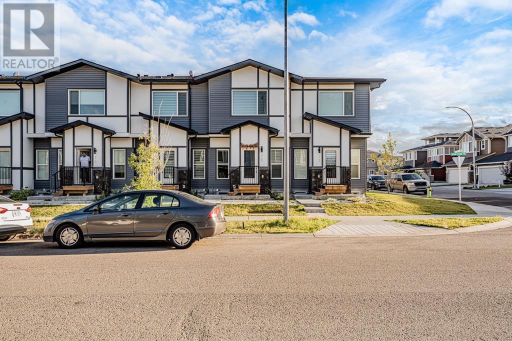 75 Saddlestone Drive Ne, Calgary, Alberta  T3J 0M6 - Photo 3 - A2166036