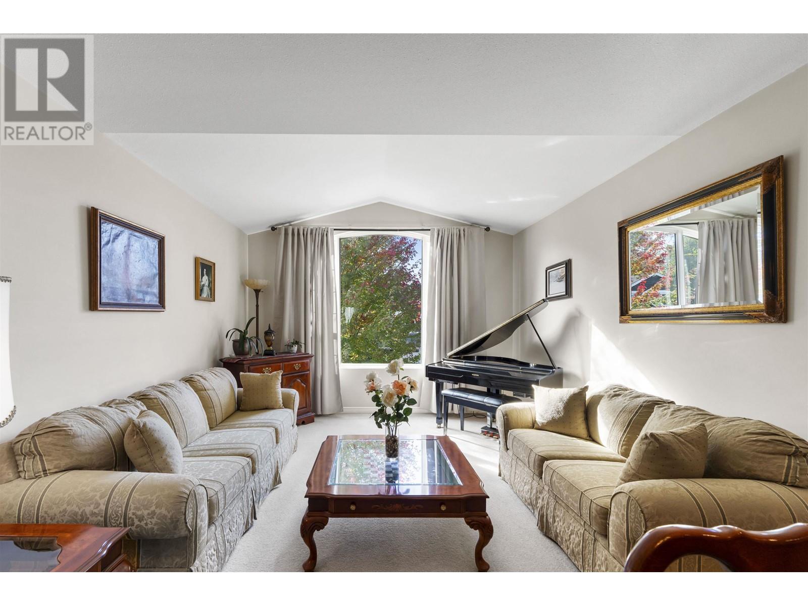 Property at 23887 117B AVENUE image 3