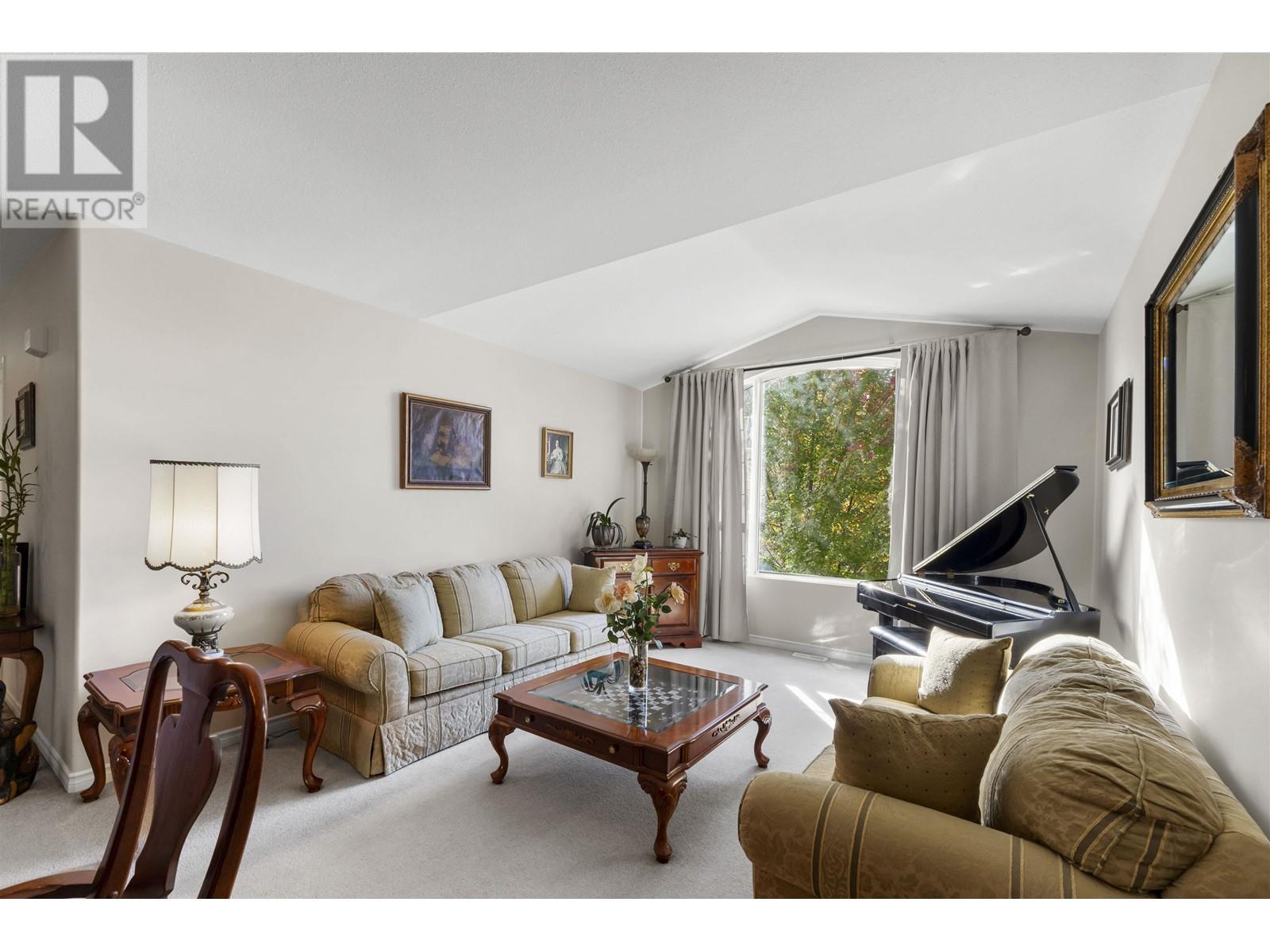 Property at 23887 117B AVENUE image 4