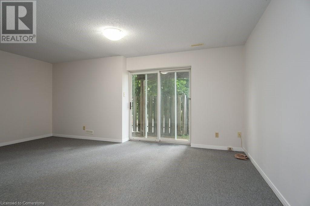 250 Keats Way Unit# 22, Waterloo, Ontario  N2L 6J5 - Photo 29 - 40660397