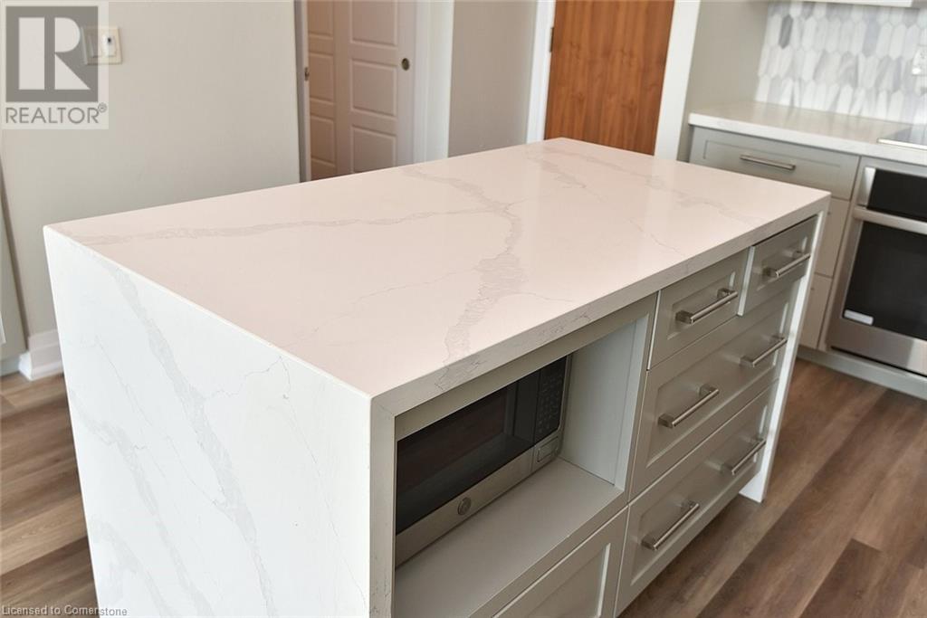 2025 Maria Street Unit# 704, Burlington, Ontario  L7R 0E9 - Photo 14 - 40660773