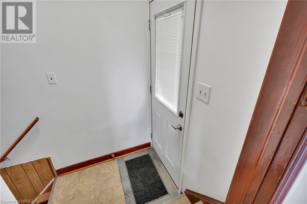 77 Tenth Avenue, Brantford, Ontario N3S 1G5 - Photo 17 - 40658183