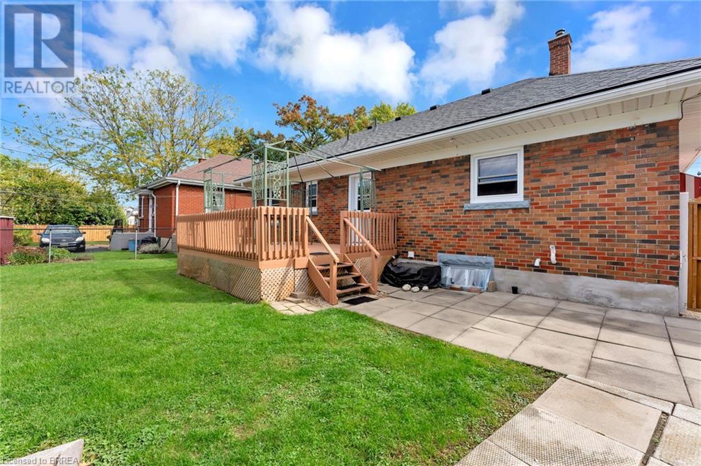 77 Tenth Avenue, Brantford, Ontario N3S 1G5 - Photo 24 - 40658183