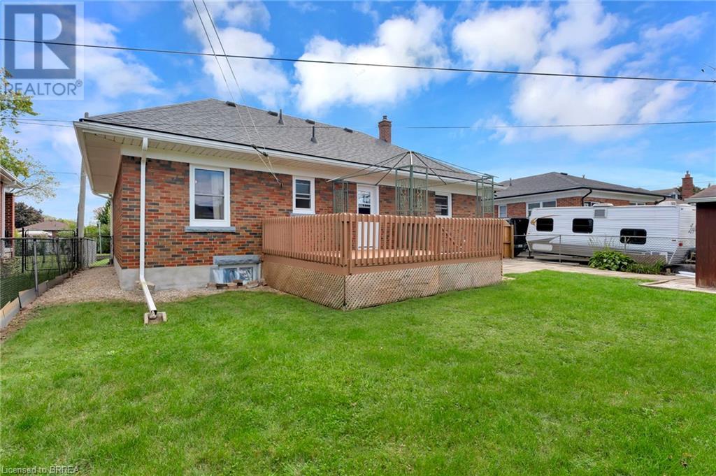 77 Tenth Avenue, Brantford, Ontario N3S 1G5 - Photo 25 - 40658183