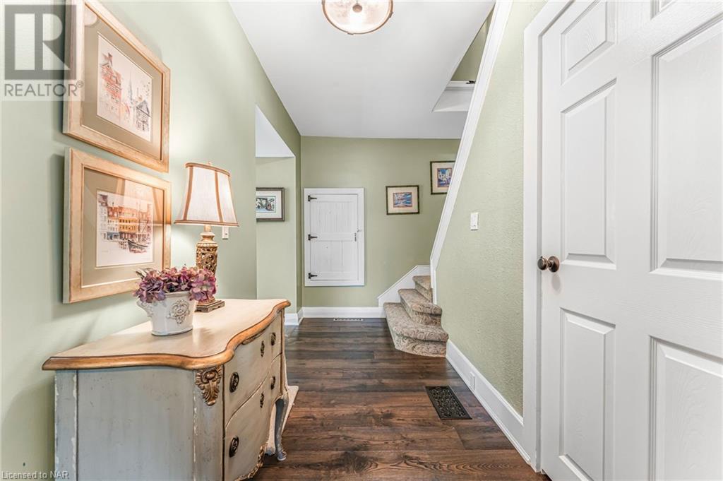 1562 Ridge Rd, Ridgeway, Ontario  L0S 1N0 - Photo 9 - 40658358