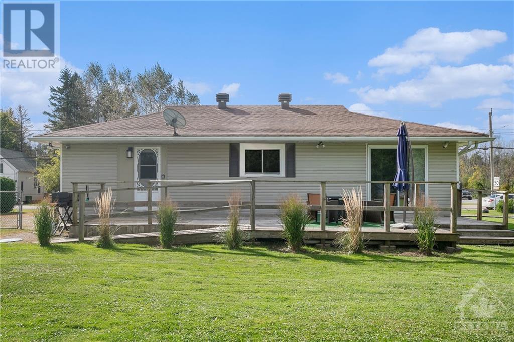 35 Elgin Street N, Athens, Ontario  K0E 1B0 - Photo 24 - 1415688