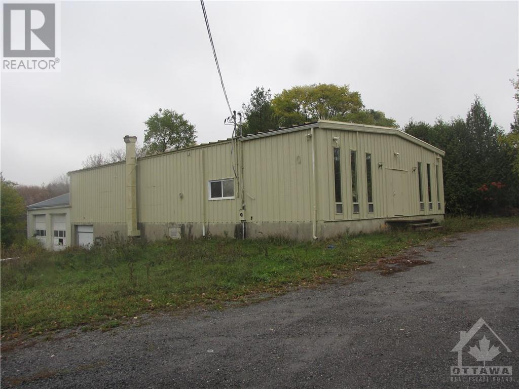 4659 Albion Road, Ottawa, Ontario  K1X 1A4 - Photo 2 - X9521659