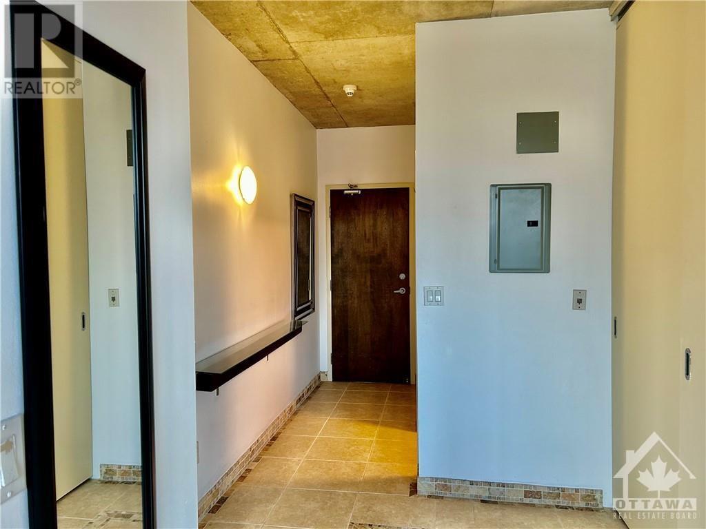 383 Cumberland Street Unit#407, Ottawa, Ontario  K1N 1J7 - Photo 2 - 1415084
