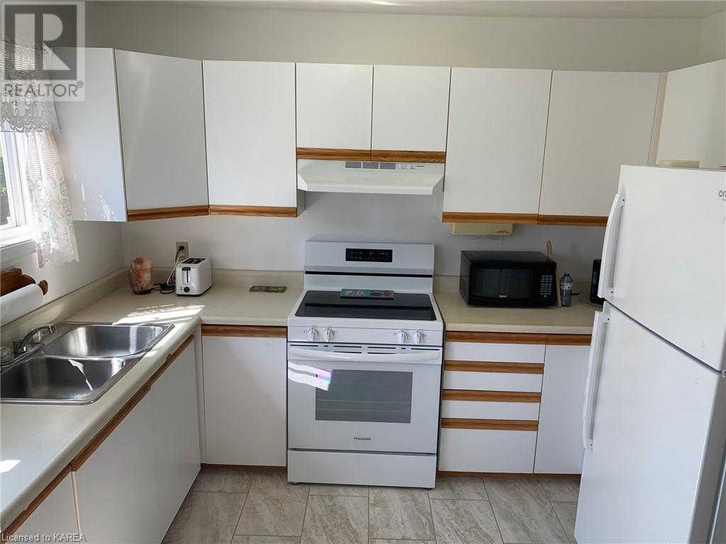 382 Victoria Avenue, Gananoque, Ontario  K7G 2S5 - Photo 11 - 40660208