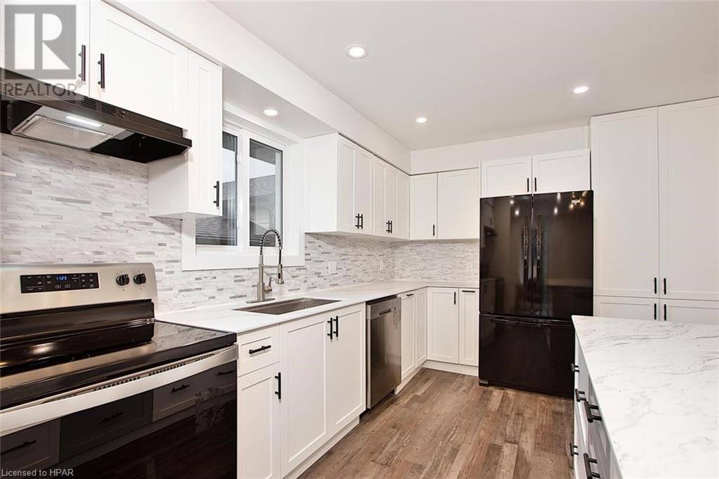 131 Briarhill Drive, Stratford, Ontario  N5A 6N6 - Photo 9 - 40657900