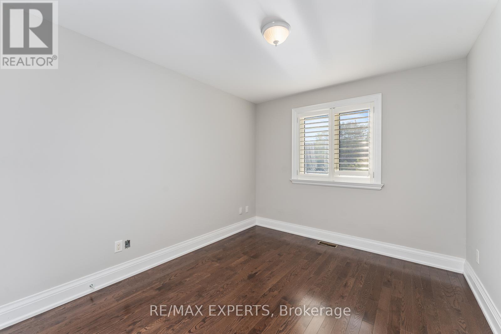 16 Windsor Road, Toronto (Kingsview Village-The Westway), Ontario  M9R 3G1 - Photo 22 - W9389867