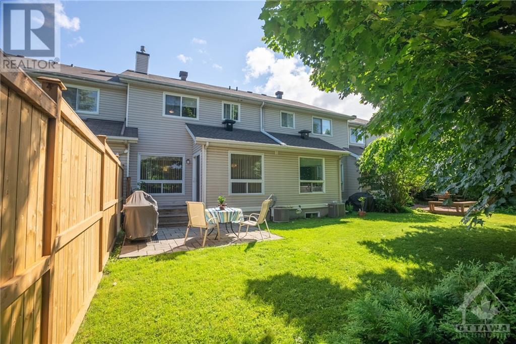 10 HODGSON COURT Ottawa