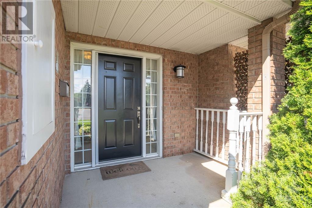 10 Hodgson Court, Ottawa, Ontario  K2K 2T3 - Photo 3 - 1415866