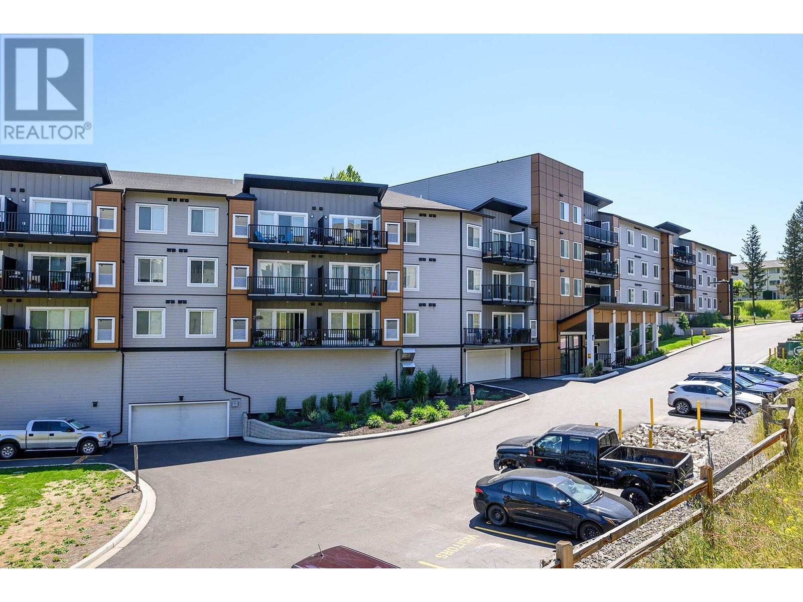 214-2046 ROBSON PLACE, kamloops, British Columbia