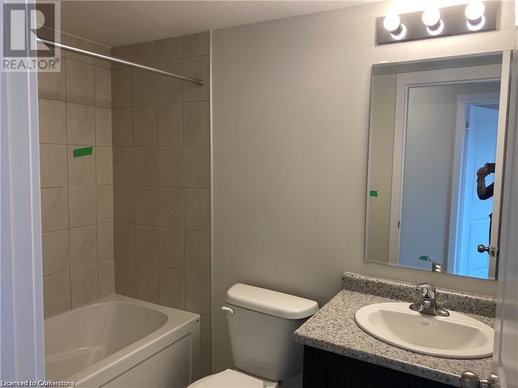 160 Rochefort Street Unit# B12, Kitchener, Ontario  N2R 0C1 - Photo 7 - 40655298