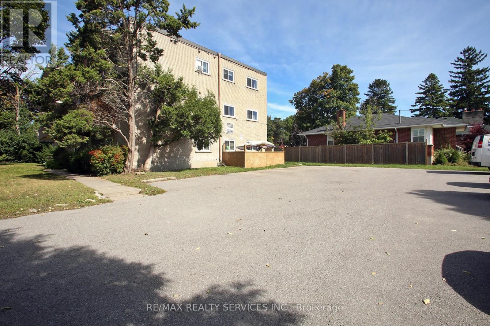 102 Front Street E, Whitby (Port Whitby), Ontario  L1N 1A1 - Photo 12 - E9390055