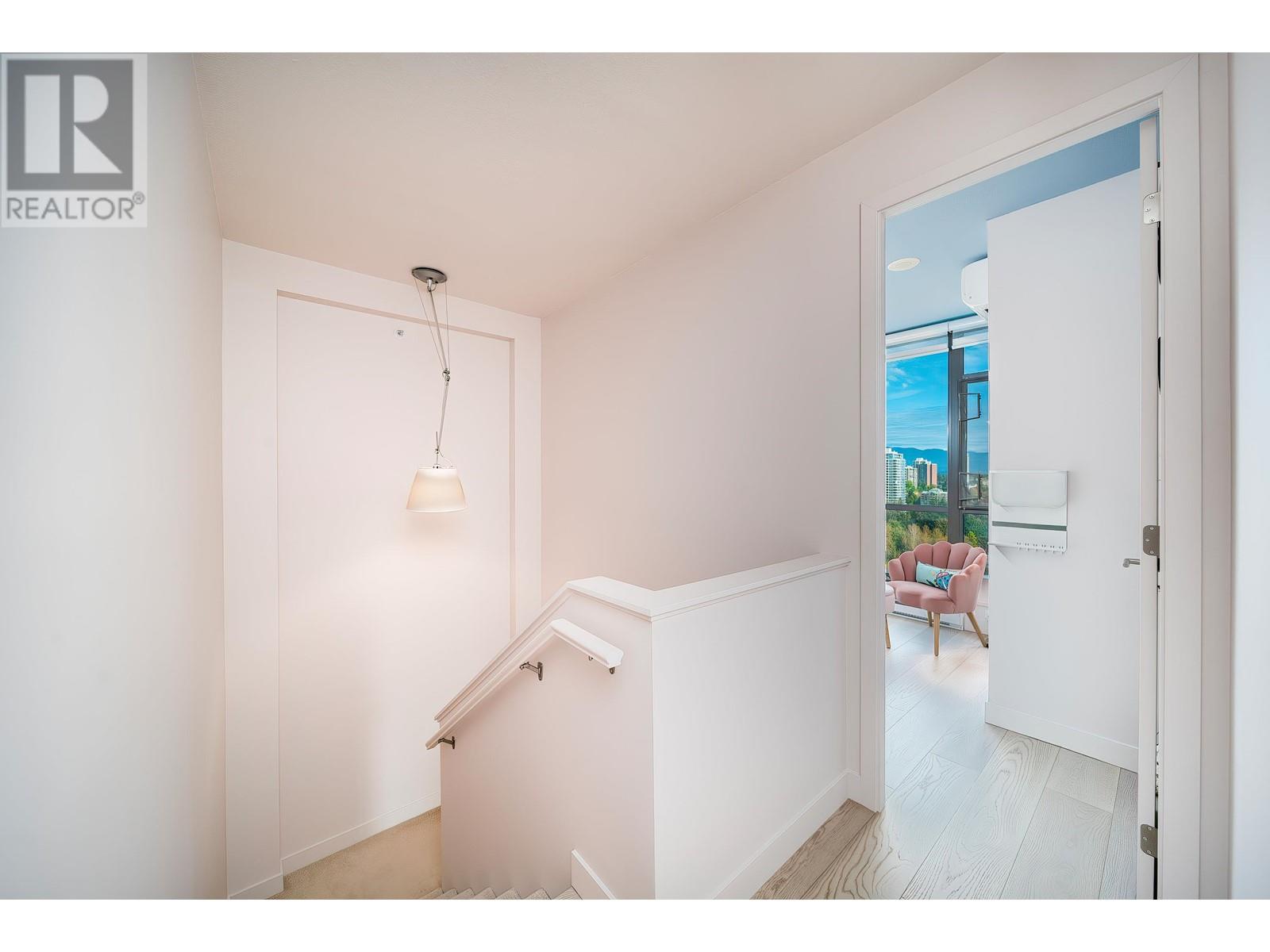 2101 7368 Sandborne Avenue, Burnaby, British Columbia  V3N 5C5 - Photo 16 - R2934245