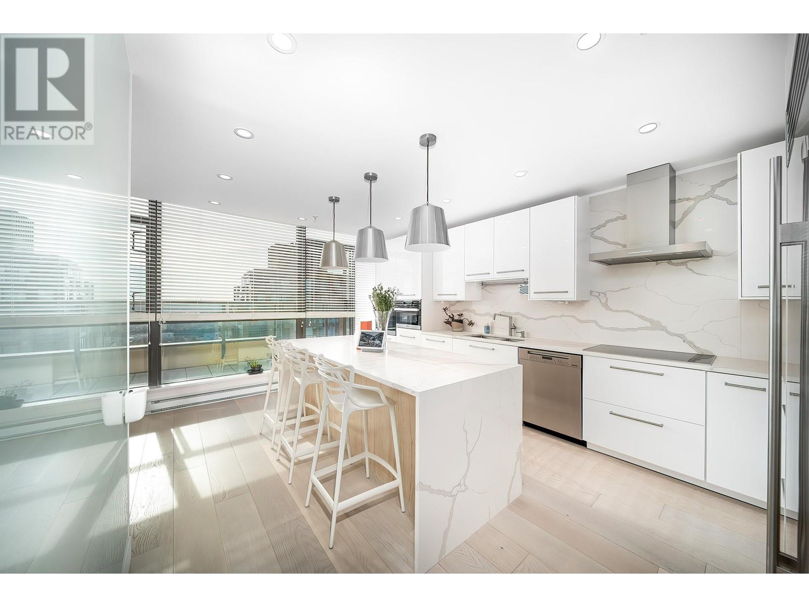 2101 7368 Sandborne Avenue, Burnaby, British Columbia  V3N 5C5 - Photo 10 - R2934245