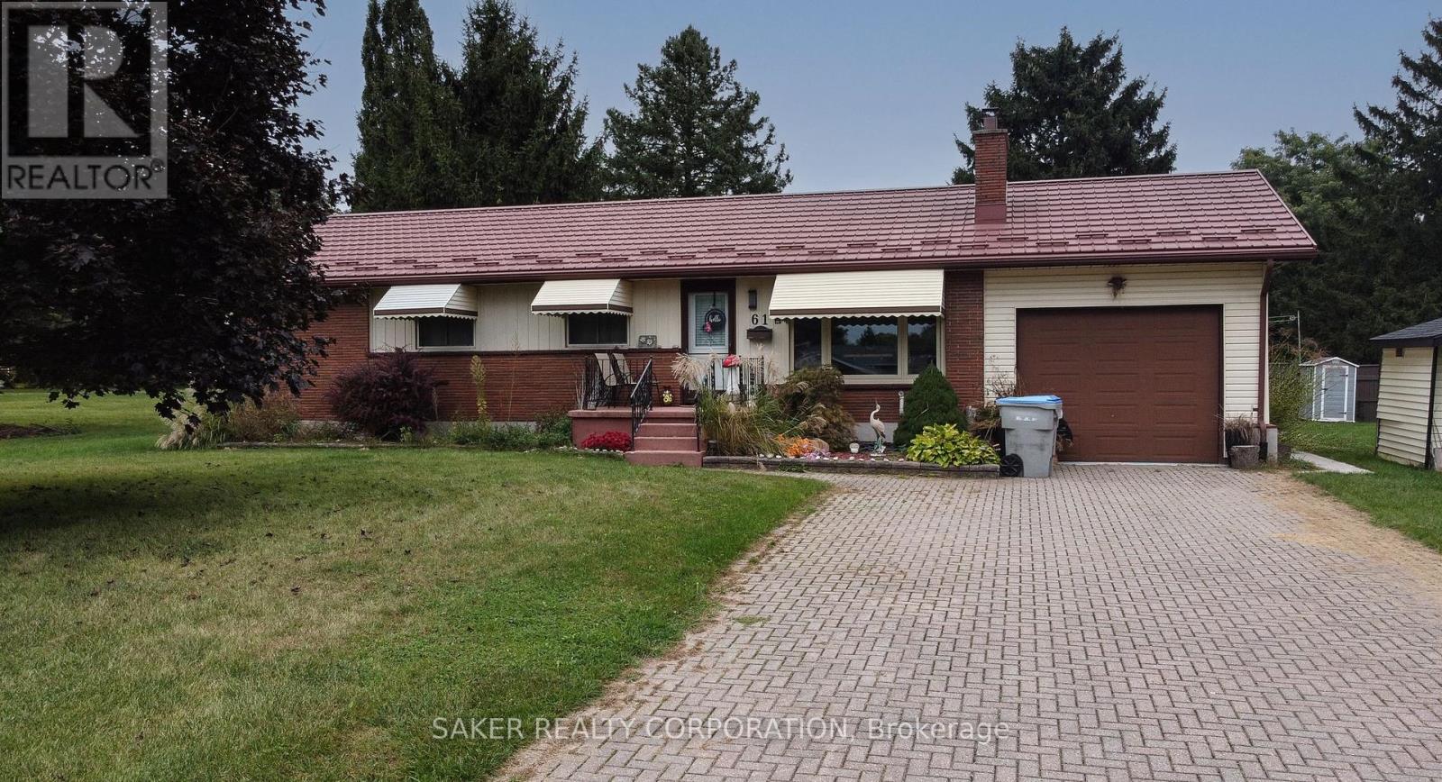 61 Delaware Street S, Middlesex Centre, Ontario  N0L 1R0 - Photo 1 - X9390111