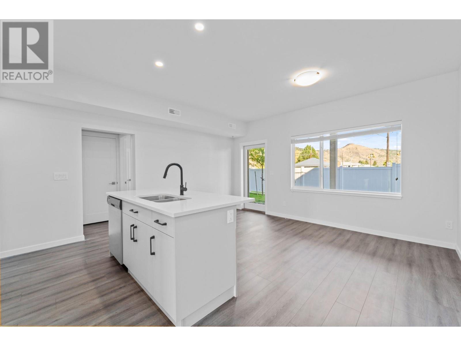 117-2925 Westsyde Rd, Kamloops, British Columbia  V2B 0J8 - Photo 4 - 181333