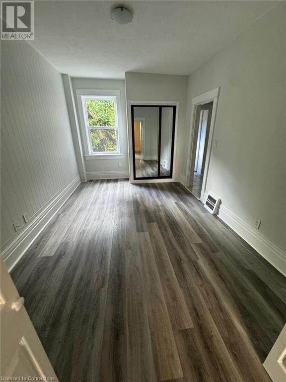 422 Clendenan Avenue Unit# Main, Toronto, Ontario  M6P 2X6 - Photo 12 - 40661011