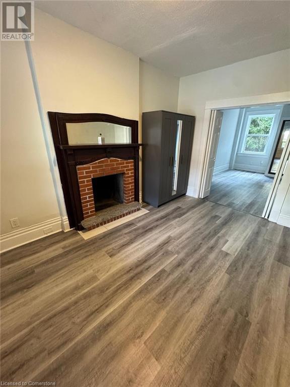 422 Clendenan Avenue Unit# Main, Toronto, Ontario  M6P 2X6 - Photo 5 - 40661011