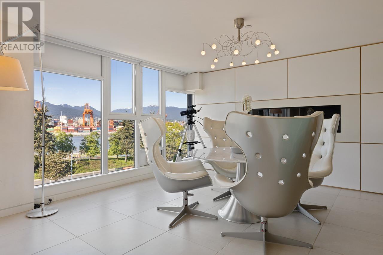 Listing Picture 19 of 37 : 708 27 ALEXANDER STREET, Vancouver / 溫哥華 - 魯藝地產 Yvonne Lu Group - MLS Medallion Club Member