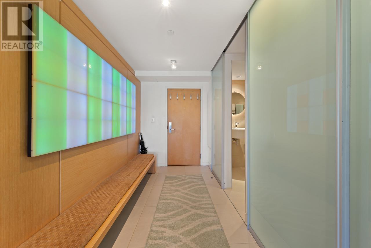 Listing Picture 28 of 37 : 708 27 ALEXANDER STREET, Vancouver / 溫哥華 - 魯藝地產 Yvonne Lu Group - MLS Medallion Club Member