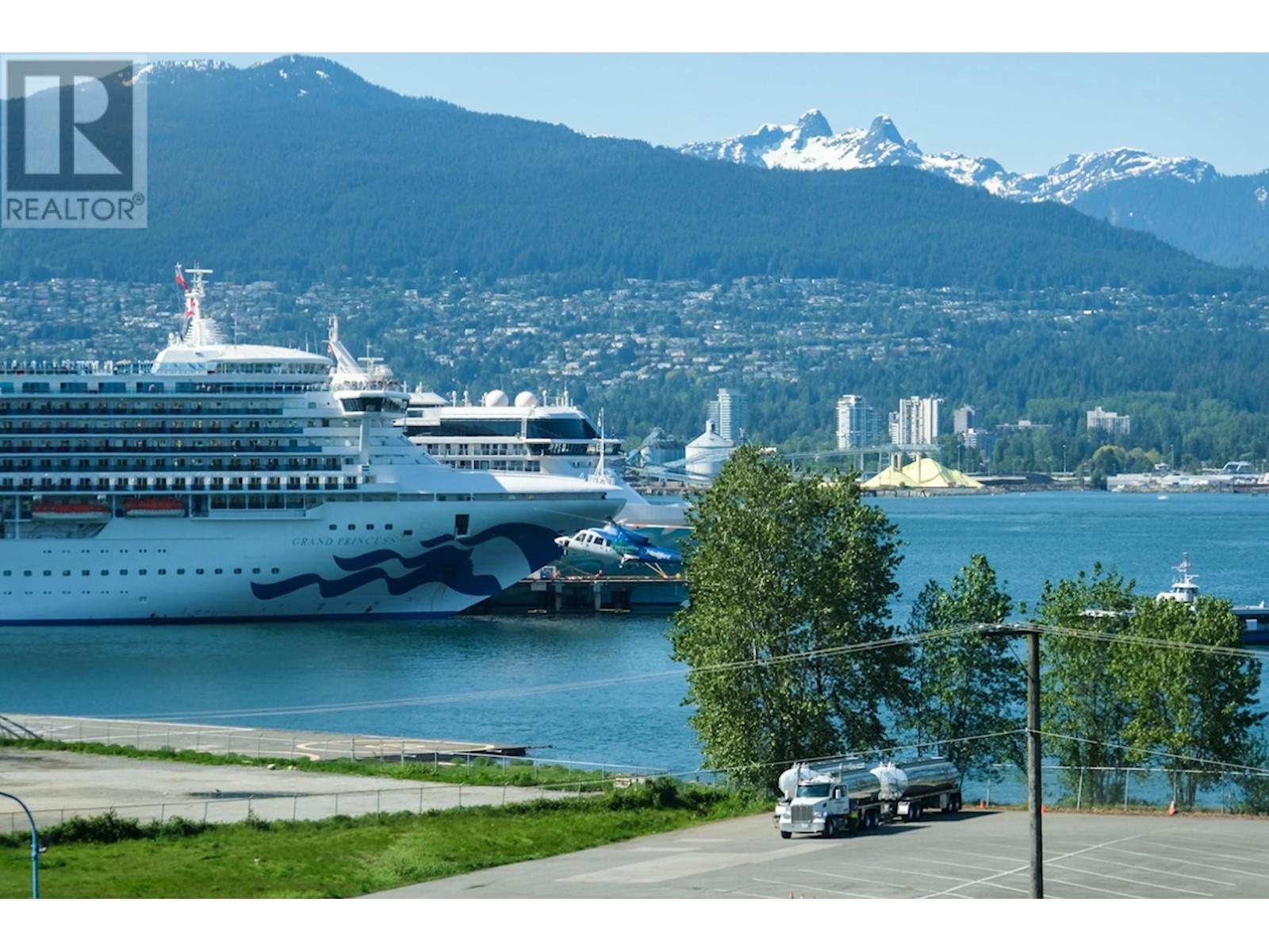 Listing Picture 29 of 37 : 708 27 ALEXANDER STREET, Vancouver / 溫哥華 - 魯藝地產 Yvonne Lu Group - MLS Medallion Club Member