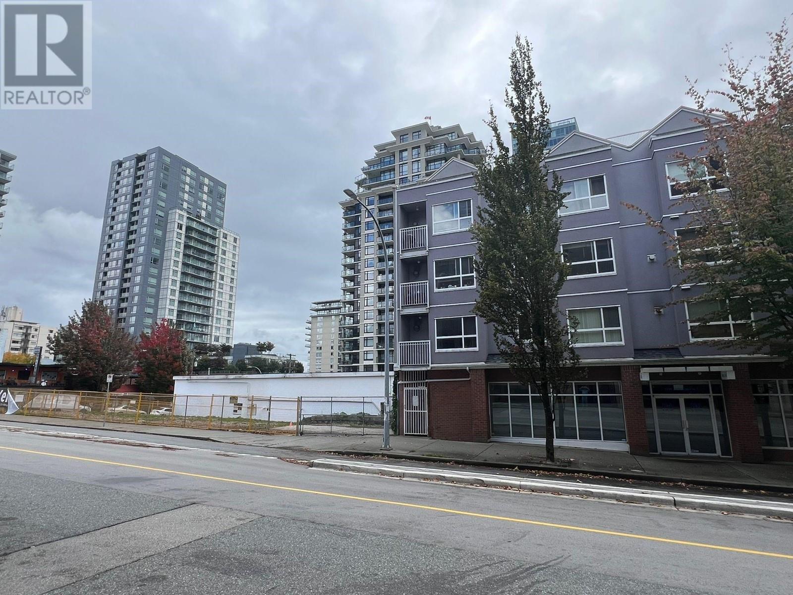 100 624 Agnes Street, New Westminster, British Columbia  V3M 1G8 - Photo 1 - C8063604