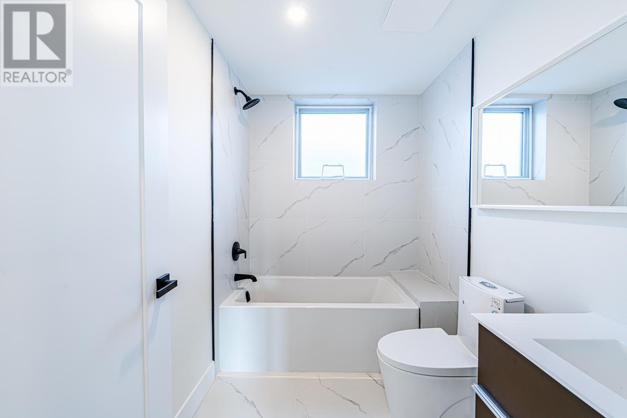 Listing Picture 30 of 40 : 1 2232 RENFREW STREET, Vancouver / 溫哥華 - 魯藝地產 Yvonne Lu Group - MLS Medallion Club Member