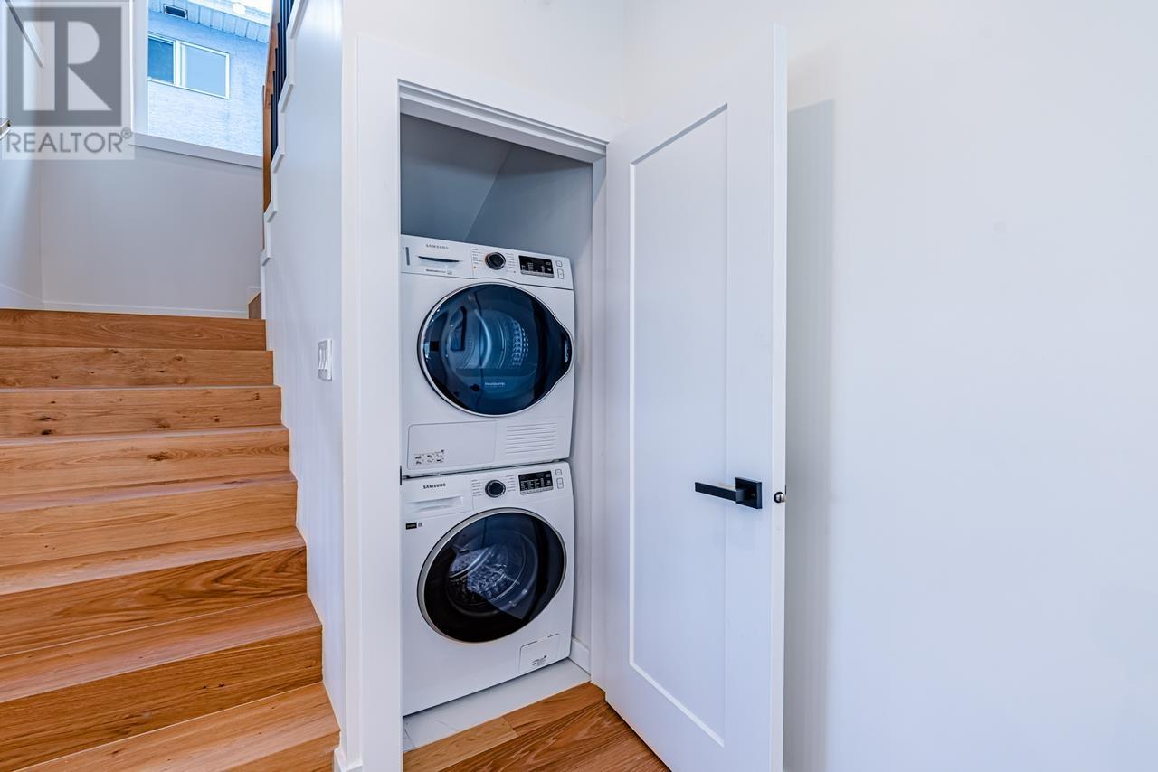 Listing Picture 19 of 40 : 1 2232 RENFREW STREET, Vancouver / 溫哥華 - 魯藝地產 Yvonne Lu Group - MLS Medallion Club Member