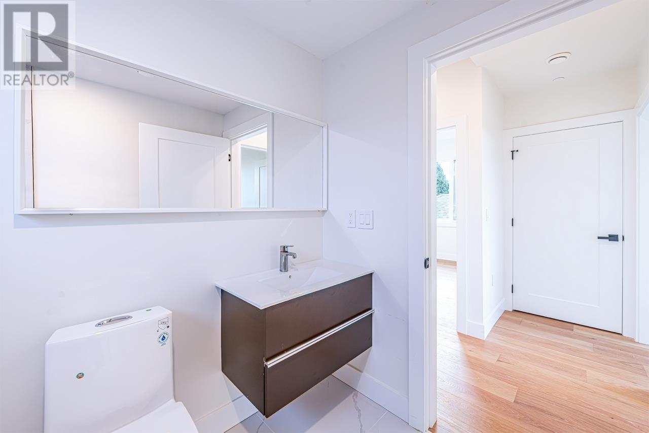 Listing Picture 31 of 40 : 1 2232 RENFREW STREET, Vancouver / 溫哥華 - 魯藝地產 Yvonne Lu Group - MLS Medallion Club Member
