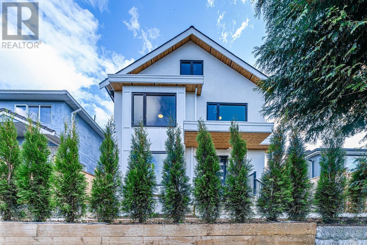 1 2232 RENFREW STREET, Vancouver