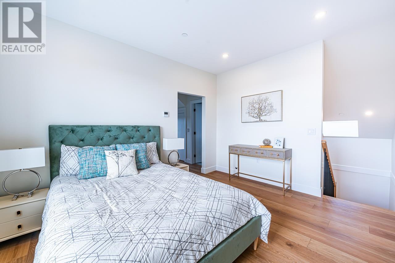 Listing Picture 34 of 40 : 2 2232 RENFREW STREET, Vancouver / 溫哥華 - 魯藝地產 Yvonne Lu Group - MLS Medallion Club Member