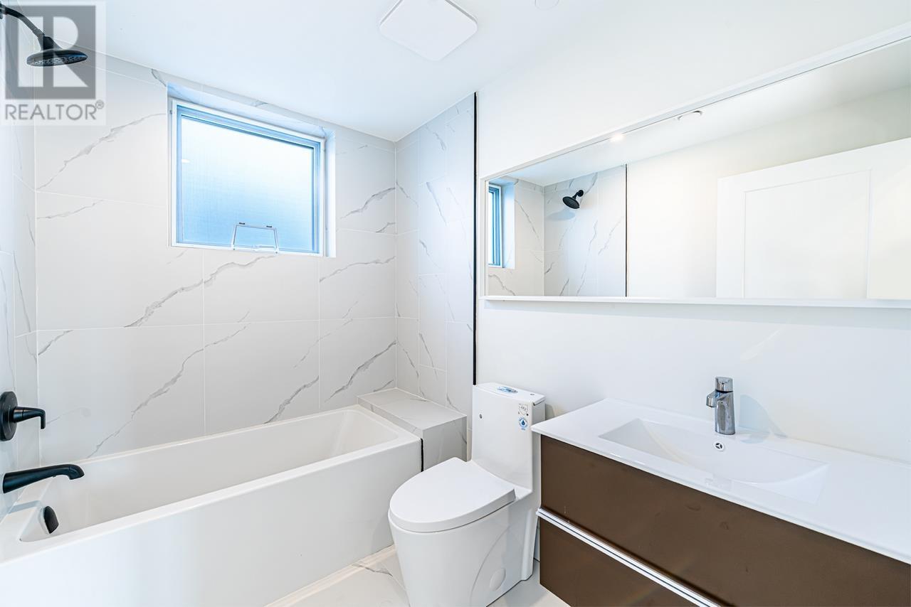 Listing Picture 29 of 40 : 2 2232 RENFREW STREET, Vancouver / 溫哥華 - 魯藝地產 Yvonne Lu Group - MLS Medallion Club Member