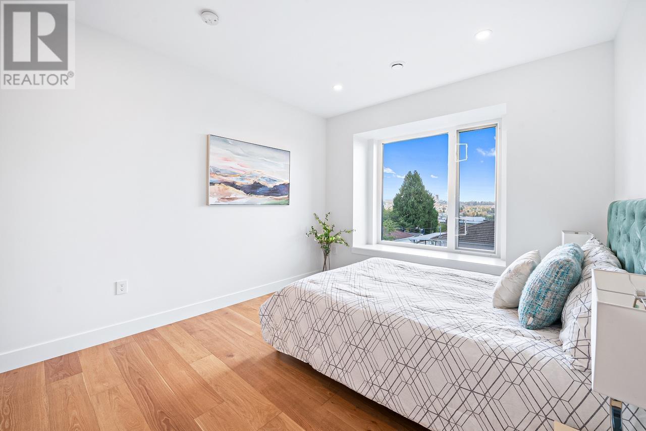 Listing Picture 33 of 40 : 2 2232 RENFREW STREET, Vancouver / 溫哥華 - 魯藝地產 Yvonne Lu Group - MLS Medallion Club Member