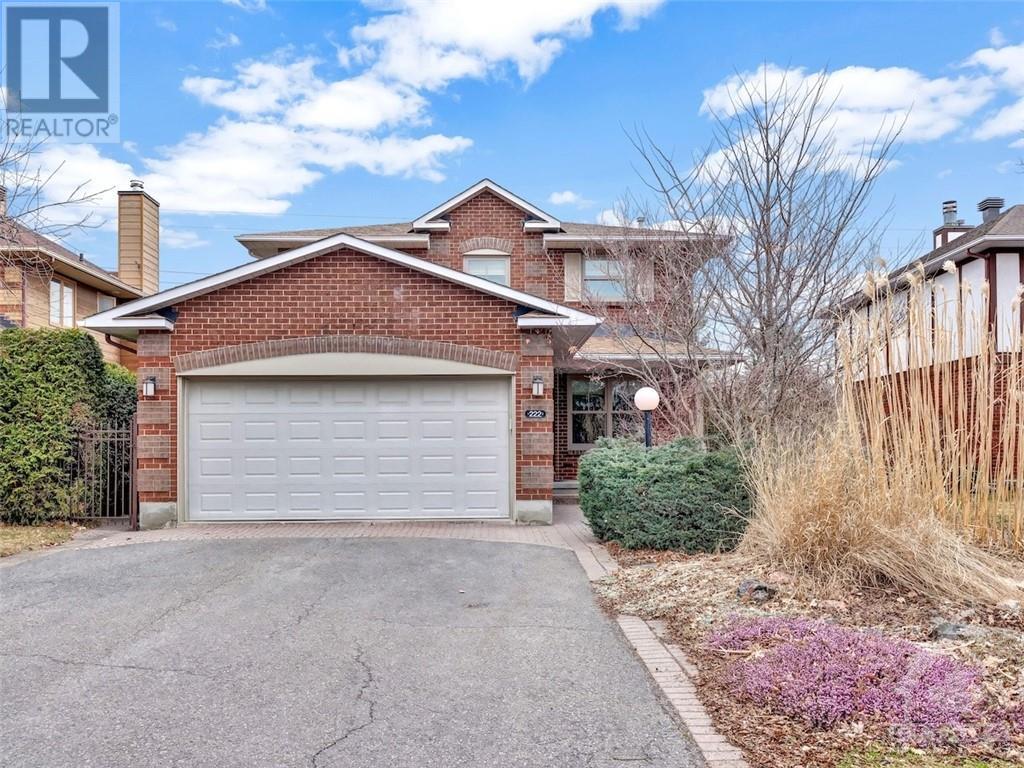 222 WALDEN DRIVE, Ottawa, Ontario