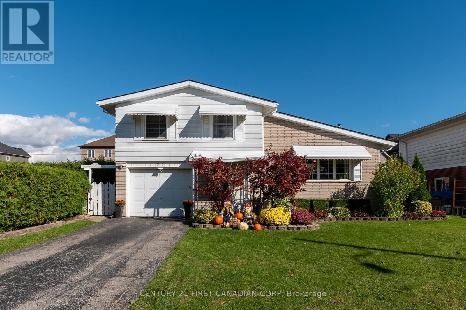 53 DUNWICH DRIVE, St. Thomas, Ontario