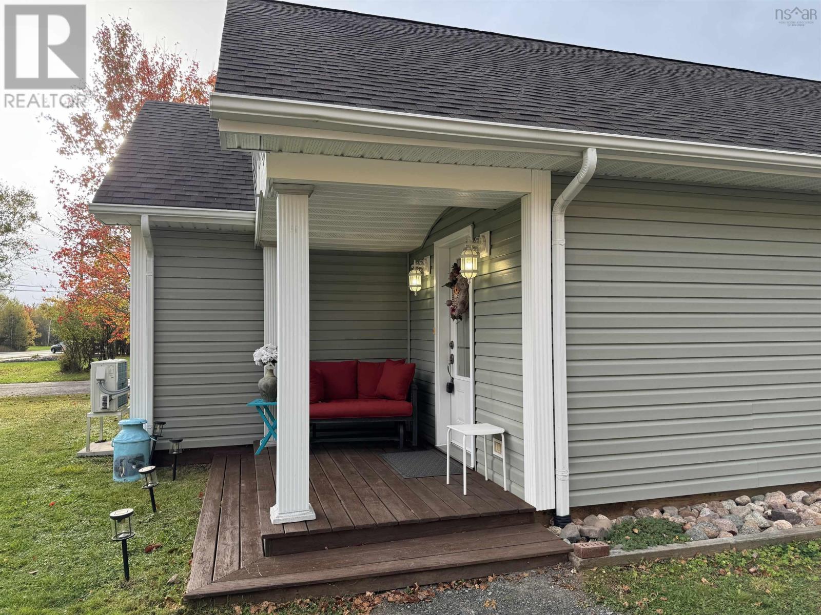 1169 College Road, Valley, Nova Scotia  B6L 3G7 - Photo 3 - 202424241