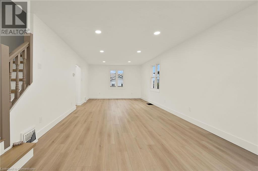 546 Woodward Avenue, Hamilton, Ontario  L8H 6P1 - Photo 5 - 40660866