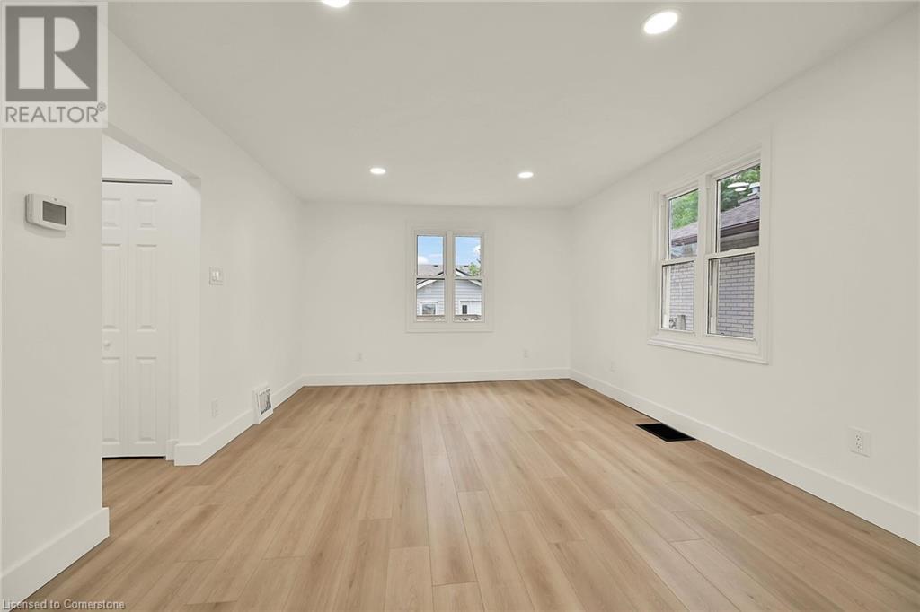 546 Woodward Avenue, Hamilton, Ontario  L8H 6P1 - Photo 6 - 40660866