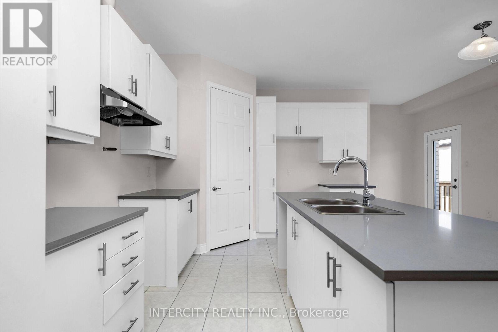 Lot 181 - 35 Keyworth Crescent, Brampton (Sandringham-Wellington), Ontario  L6R 4G2 - Photo 11 - W9389162